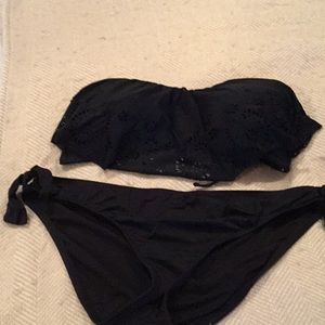 Black strapless swim suit